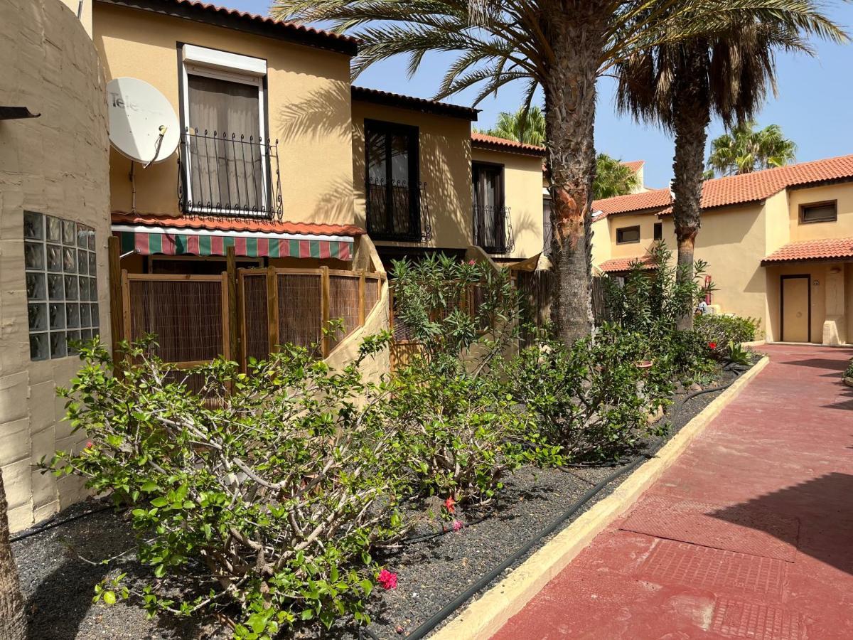 Surf And Chill Bungalow 70 Leilighet Parque Holandes Eksteriør bilde