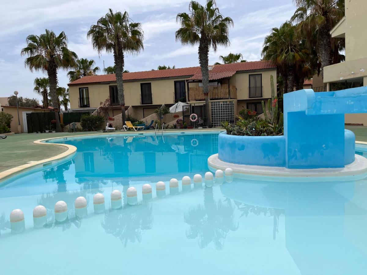 Surf And Chill Bungalow 70 Leilighet Parque Holandes Eksteriør bilde